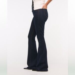 NWT Abercrombie & Fitch Curve Love Mid Rise Bootcut